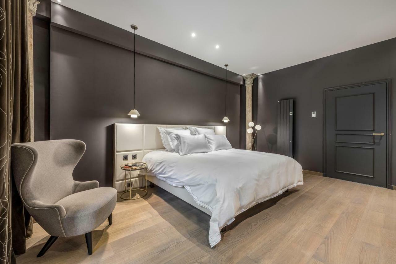 Les Suites De L'Ile Barbe Lyon Bagian luar foto
